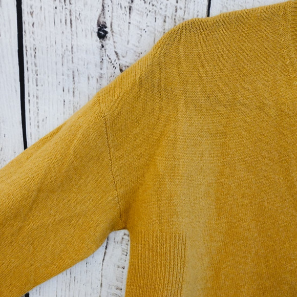 Tahari | Mustard Yellow 100% Cashmere Pure Luxe Long Sleeve Sweater - Picture 5 of 14